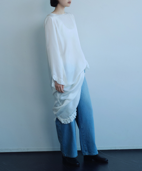 EDIT. FOR LULU(エディットフォールル)の「【ARCHIVE STANCE / アーカイブスタンス】cupro maxi frillhem dress(ワンピース・レディース・ホワイト・FREE)」の2枚目の写真