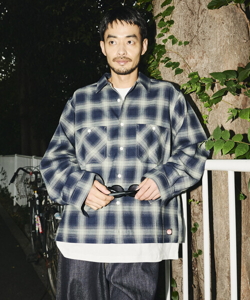RED KAP(レッドキャップ)の「RED KAP/レッドキャップ 別注 クロップド フランネル ロングスリーブ ワークシャツ(シャツ/ブラウス・メンズ・オフホワイト/ブラック/グリーン・LARGE/MEDIUM)」の3枚目の写真