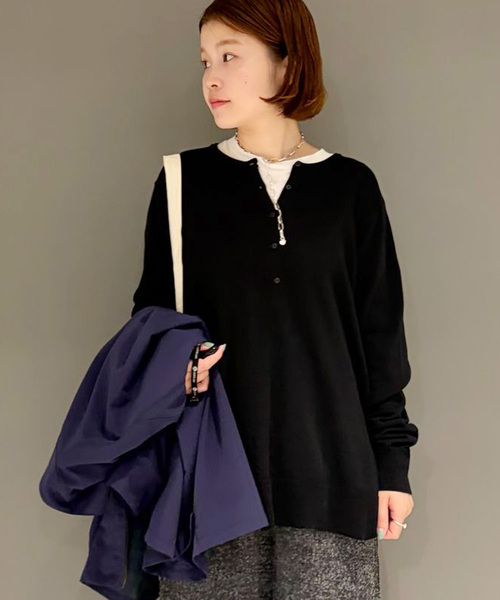 JOURNAL STANDARD LUXE（ジャーナルスタンダード　ラックス）の「Cテンジク ヘンリープルオーバー（ニット/セーター・レディース・ブルー/ブラウン/ブラック/ネイビー・FREE）」の2枚目の写真