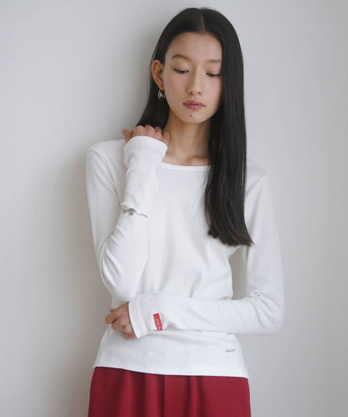 HEEARI(ヒアリー)の「ジェインベーシックゴルジロングスリーブ_アイボリー(Tシャツ/カットソー・レディース・その他・FREE)」の1枚目の写真