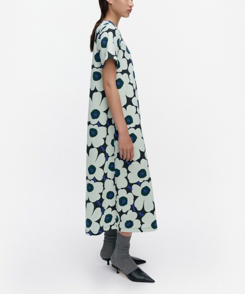 marimekko（マリメッコ）の「【ASIA　EXCLUSIVE】Ae Pisteinen Unikko / Dress（ワンピース・レディース・グリーン系その他・SMALL/X-SMALL/MEDIUM/LARGE/XX-SMALL）」の2枚目の写真