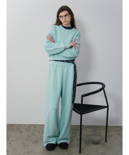 ELCHELE(エルチェレ)の「COZY FRENCH TERRY PULLOVER(スウェット・レディース・アイボリー/ミント/ブラック・38/36)」の18枚目の写真