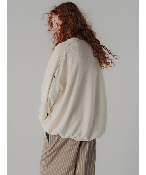 ELCHELE(エルチェレ)の「COZY FRENCH TERRY PULLOVER(スウェット・レディース・アイボリー/ミント/ブラック・38/36)」の6枚目の写真