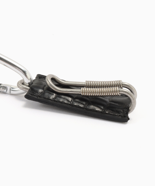ED ROBERT JUDSON(エドロバートジャドソン)の「ED ROBERT JUDSON / エドロバート ジャドソン spring clip key holder(キーケース/キーアクセサリー・メンズ・ブラック/レッド・FREE)」の5枚目の写真