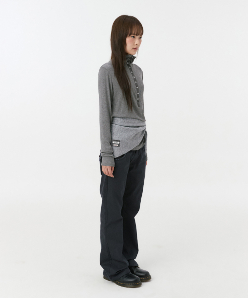 OHESHIO(オヘシオ)の「刺繍ポケット付きブーツカットパンツ ネイビー(その他パンツ・レディース・その他・SMALL/MEDIUM)」の3枚目の写真