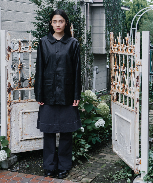 OHESHIO(オヘシオ)の「刺繍ポケット付きブーツカットパンツ ネイビー(その他パンツ・レディース・その他・SMALL/MEDIUM)」の6枚目の写真