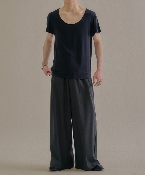 epnok(エプノック)の「Uネック調温インナー(Tシャツ/カットソー・メンズ・ブラック・LARGE/MEDIUM/SMALL)」の9枚目の写真