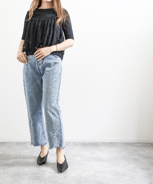 SOROTTO(ソロット)の「Vカットデザイン 4cmヒール ポインテッドトゥストレートチャンキーヒールパンプス(パンプス・レディース・ブラック・24.5cm/24.0cm/23.5cm/23.0cm/22.5cm)」の9枚目の写真