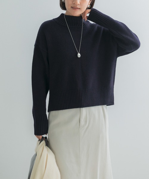 URBAN RESEARCH ROSSO WOMEN(アーバンリサーチ ロッソ)の「『WEB/一部店舗限定』エクストラファインボトルネックニット(ニット/セーター・レディース・ミント/ライトグレー/ネイビー・FREE)」の11枚目の写真