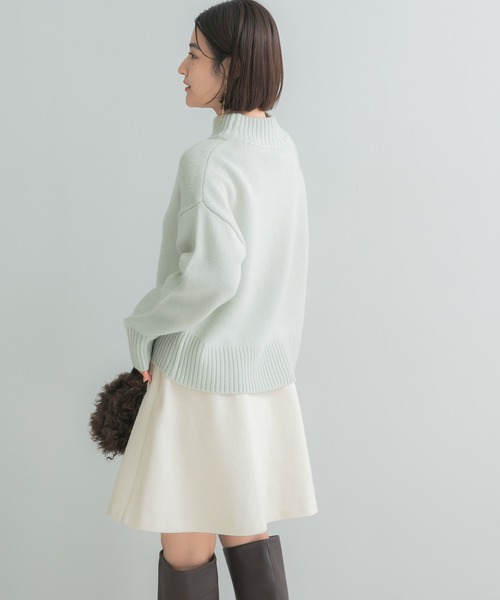 URBAN RESEARCH ROSSO WOMEN(アーバンリサーチ ロッソ)の「『WEB/一部店舗限定』エクストラファインボトルネックニット(ニット/セーター・レディース・ミント/ライトグレー/ネイビー・FREE)」の18枚目の写真