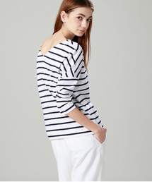 バックVトップス