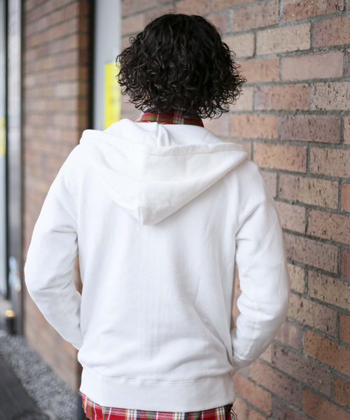 Denime（ドゥニーム）の「ソフト裏毛無地フルジップパーカー（パーカー・メンズ・ブラック/ワイン/ホワイト/グレー・SMALL/LARGE/X-SMALL/X-LARGE/MEDIUM）」の17枚目の写真