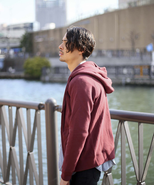 Denime（ドゥニーム）の「ソフト裏毛無地フルジップパーカー（パーカー・メンズ・ブラック/ワイン/ホワイト/グレー・SMALL/LARGE/X-SMALL/X-LARGE/MEDIUM）」の5枚目の写真