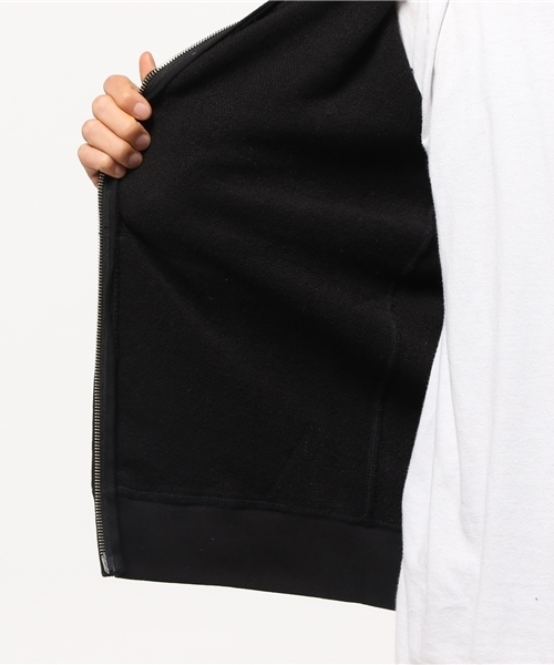 Denime（ドゥニーム）の「ソフト裏毛無地フルジップパーカー（パーカー・メンズ・ブラック/ワイン/ホワイト/グレー・SMALL/LARGE/X-SMALL/X-LARGE/MEDIUM）」の14枚目の写真