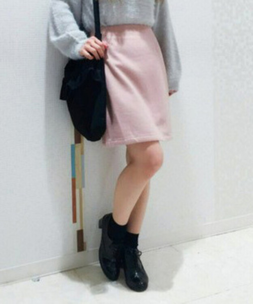 archives（アルシーヴ）の「フェイクスエード タイトスカート（スカート・レディース・ベージュ/ブラック/ピンクベージュ/ワイン・MEDIUM）」の4枚目の写真