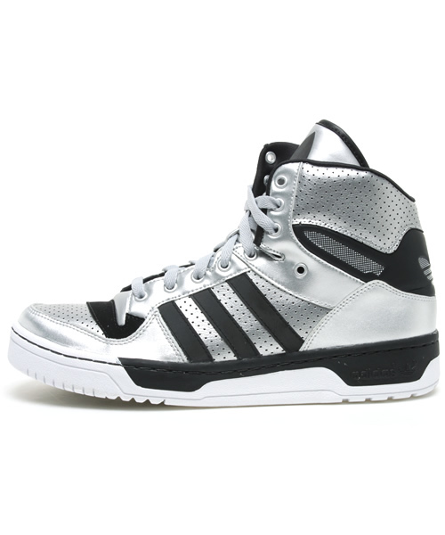 adidas Originals（アディダスオリジナルス）の「M ATTITUDE XL（スニーカー・メンズ・ブルー/シルバー・26/26.5/27/27.5/28/28.5）」の3枚目の写真