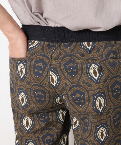 RAGEBLUE(レイジブルー)の「バティック柄ショーツ/760671(その他パンツ・メンズ・ネイビー/ベージュ・LARGE/MEDIUM)」の4枚目の写真