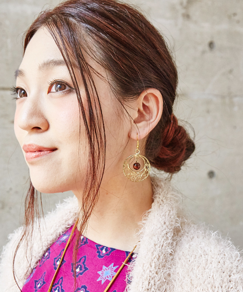 チャイハネ(チャイハネ)の「【チャイハネ】ヘブンリーピアス(ピアス(両耳用)・レディース・イエロー/ブルー/ターコイズブルー/レッド・FREE)」の2枚目の写真