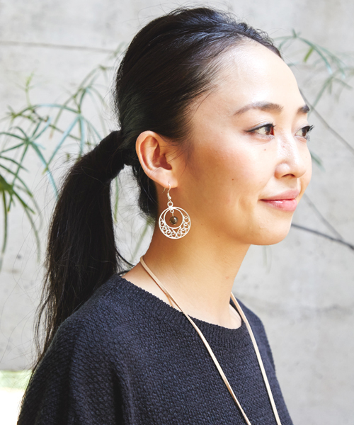 チャイハネ(チャイハネ)の「【チャイハネ】ヘブンリーピアス(ピアス(両耳用)・レディース・イエロー/ブルー/ターコイズブルー/レッド・FREE)」の8枚目の写真