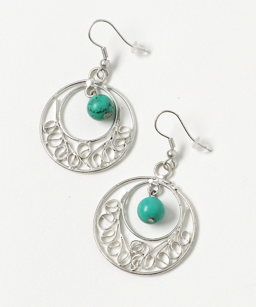 チャイハネ(チャイハネ)の「【チャイハネ】ヘブンリーピアス(ピアス(両耳用)・レディース・イエロー/ブルー/ターコイズブルー/レッド・FREE)」の1枚目の写真