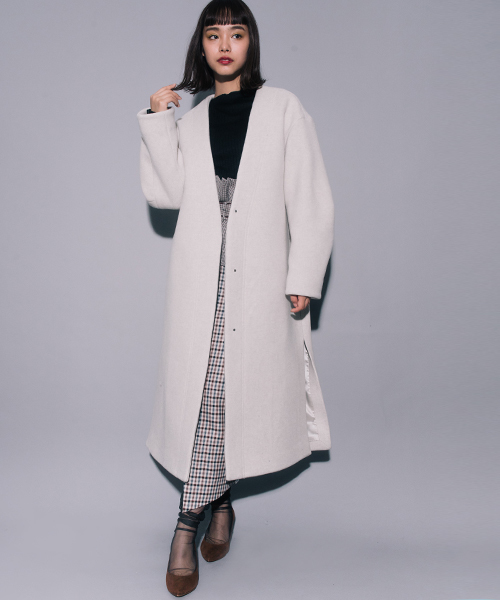 STUDIOUS（ステュディオス）の「ノーカラーボクシーモッサコート（その他アウター・レディース・ネイビー/ブラウン/オフホワイト/グリーン・1/0）」の5枚目の写真