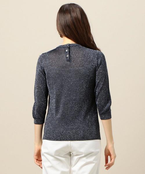 BEAUTY&YOUTH UNITED ARROWS（ビューティーアンドユースユナイテッドアローズ）の「BY ラメバックボタン7分袖ニットプルオーバー o（ニット/セーター・レディース・ゴールド/シルバー/ネイビー・FREE）」の4枚目の写真
