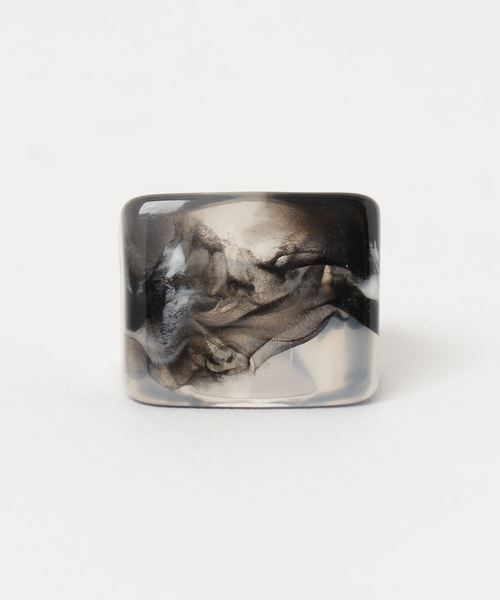 natural couture（ナチュラルクチュール）の「大理石風マーブルリング（リング・レディース・アイボリー/ブラウン/グレー・FREE）」の2枚目の写真