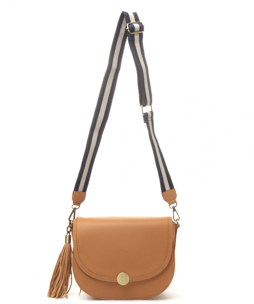 niko and...（ニコアンド）の「オリジナルハーフラウンドショルダーバッグ（ショルダーバッグ・レディース・ブラック/ベージュ/レッド・0）」の5枚目の写真