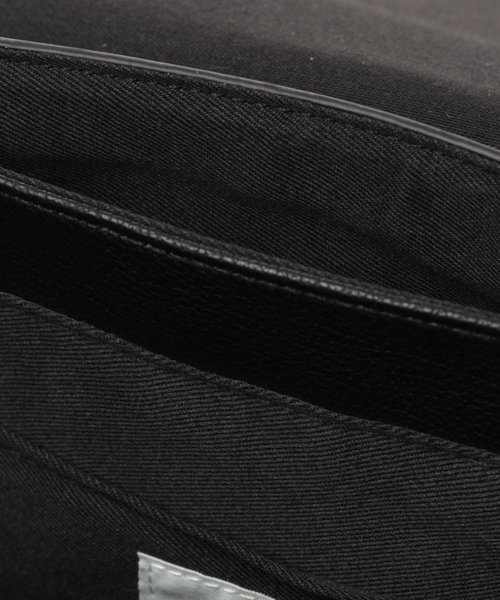 niko and...（ニコアンド）の「オリジナルハーフラウンドショルダーバッグ（ショルダーバッグ・レディース・ブラック/ベージュ/レッド・0）」の16枚目の写真