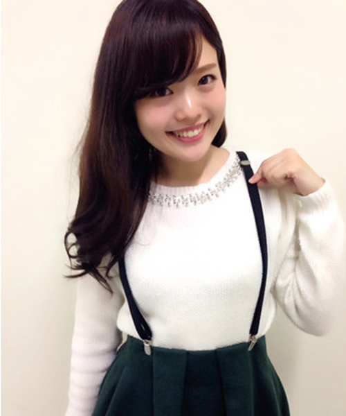 Chico（チコ）の「衿ビジュー付ニット（ニット/セーター・レディース・ブラック/ピンク/グリーン/ホワイト・FREE）」の2枚目の写真