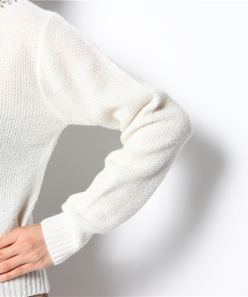 Chico（チコ）の「衿ビジュー付ニット（ニット/セーター・レディース・ブラック/ピンク/グリーン/ホワイト・FREE）」の9枚目の写真