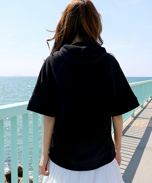 libelle more（リベル モア）の「半袖パーカー（パーカー・レディース・ブラック/ベージュ/オフホワイト/カーキ/モカ・FREE）」の19枚目の写真