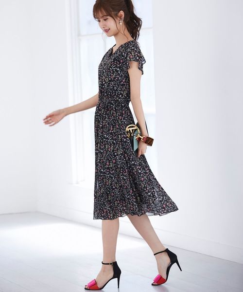 Tocco ワンピース ワンピース クローゼット のファッション Closet トッコ Tocco フラワープリントワンピース ワンピース