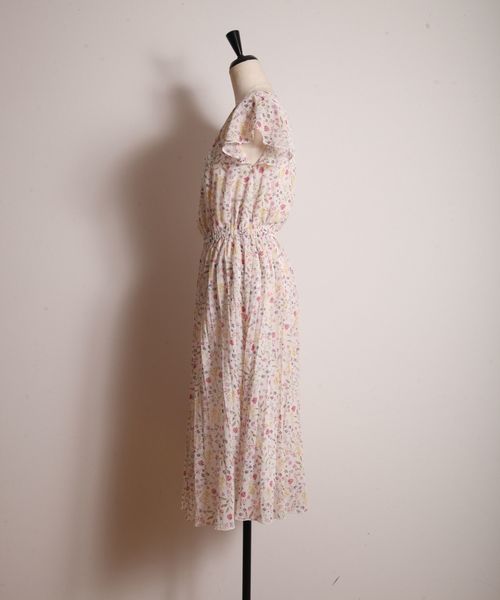 tocco closet（トッコ　クローゼット）の「フラワープリントワンピース（ワンピース・レディース・ブラック/オフホワイト・M）」の8枚目の写真