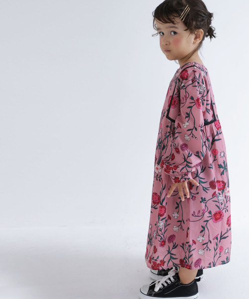 antiqua（アンティカ）の「クラシカルな正統派！小花柄ワンピース（ワンピース・キッズ・ピンク/ブルー・2/4/3）」の4枚目の写真