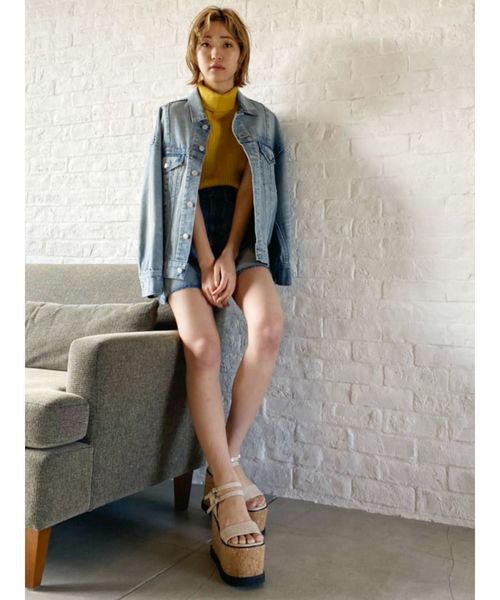 EVRIS（エヴリス）の「クロコストラップウエッジサンダル（サンダル・レディース・ブラック/ベージュ・SMALL/MEDIUM/LARGE）」の6枚目の写真