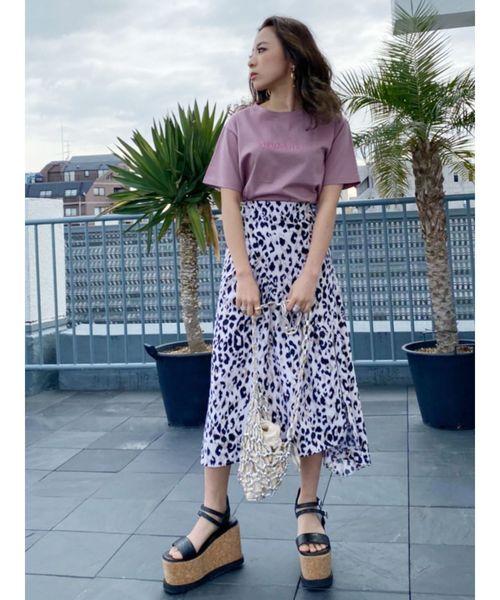 EVRIS（エヴリス）の「クロコストラップウエッジサンダル（サンダル・レディース・ブラック/ベージュ・SMALL/MEDIUM/LARGE）」の11枚目の写真