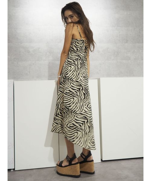 EVRIS（エヴリス）の「クロコストラップウエッジサンダル（サンダル・レディース・ブラック/ベージュ・SMALL/MEDIUM/LARGE）」の21枚目の写真