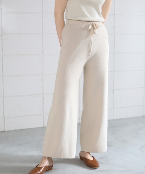 Bou Jeloud（ブージュルード）の「サイドリボンニットセットアップ（セットアップ・レディース・ブラック/ベージュ/オフホワイト・FREE）」の21枚目の写真