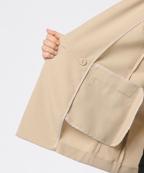TRUDEA（トルディア）の「リネンライク　ノーカラージャケット（ノーカラージャケット・レディース・キャメル/ベージュ/カーキ・MEDIUM/LARGE）」の4枚目の写真