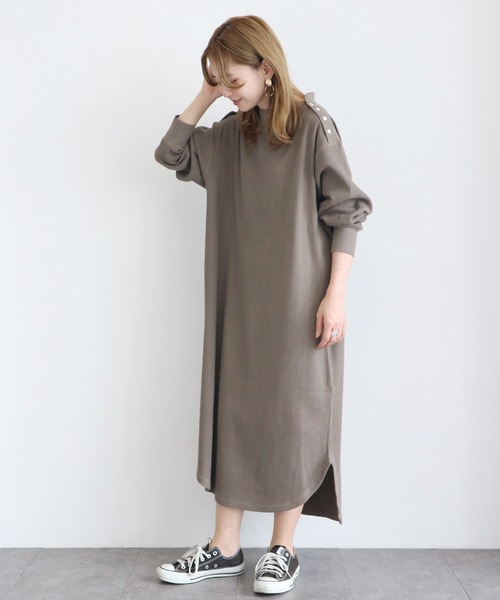 AMERICAN HOLIC(アメリカンホリック)の「ショルダーボタンワッフルカットワンピース *(ワンピース・レディース・チャコールグレー/モカ/ベージュ系その他・FREE)」の6枚目の写真