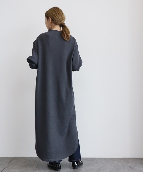 AMERICAN HOLIC(アメリカンホリック)の「ショルダーボタンワッフルカットワンピース *(ワンピース・レディース・チャコールグレー/モカ/ベージュ系その他・FREE)」の4枚目の写真