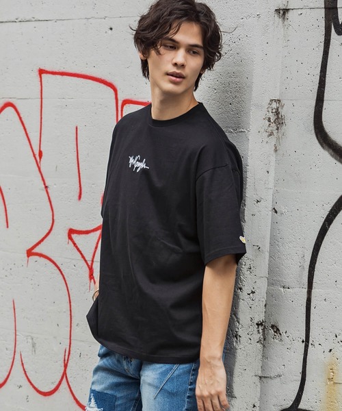 Mark Gonzales(マーク・ゴンザレス)の「Mark Gonzales(マーク ゴンザレス)ビックグラフィックTシャツ(Tシャツ/カットソー・メンズ・ホワイト/ブラック・M/L/XL)」の5枚目の写真