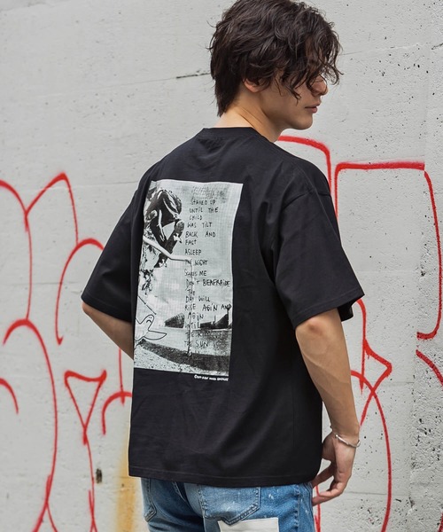 Mark Gonzales(マーク・ゴンザレス)の「Mark Gonzales(マーク ゴンザレス)ビックグラフィックTシャツ(Tシャツ/カットソー・メンズ・ホワイト/ブラック・M/L/XL)」の4枚目の写真