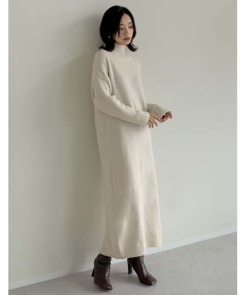 Re:EDIT（リエディ）の「[新色追加][累計販売枚数5.4万枚突破！][低身長サイズ有]前後2WAYハイネック指穴マキシニットワンピース（ワンピース・レディース・ブラック/アイボリー/チャコール/グレイッシュベージュ/ミント/モカ/グレー/ブラック系/ホワイト系その他/ストライプ/アイボリー系/グレー系その他・MEDIUM/LARGE/SHORT）」の14枚目の写真