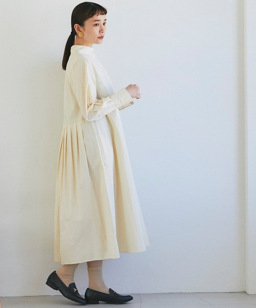 and R(アンドアール)の「コットンタイプライターバックタックワンピース(ワンピース・レディース・オフホワイト/ネイビー/クリーム・FREE)」の19枚目の写真