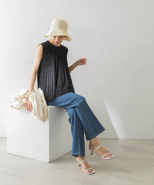 URBAN RESEARCH（アーバンリサーチ）の「プリーツデザインノースリーブブラウス（シャツ/ブラウス・レディース・アイボリー/ドット/ミント・FREE）」の17枚目の写真