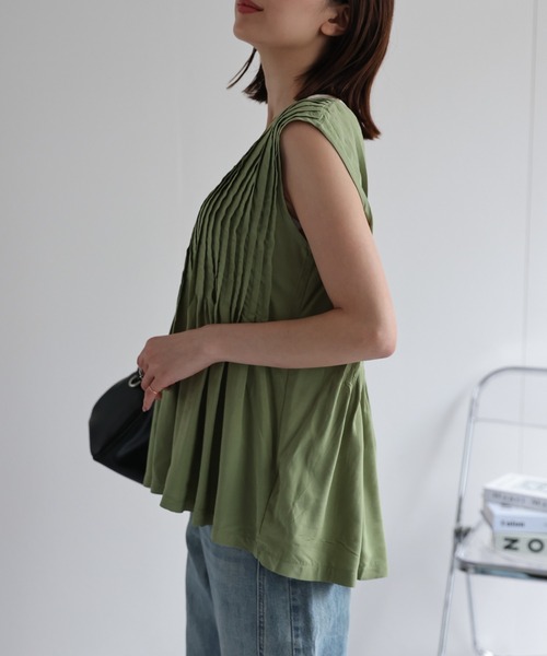sakishimatokyo（サキシマトーキョー）の「【リネンブレンド】ピンタックノースリーブブラウス/綿麻（シャツ/ブラウス・レディース・ブラック/オフホワイト/ライトベージュ/グリーン/ホワイト・FREE）」の17枚目の写真