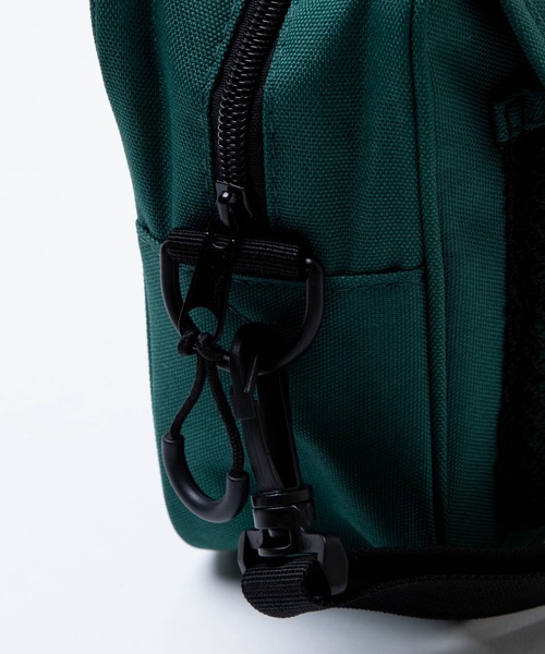 WEGO(ウィゴー)の「WEGO/カレッジロゴスクエアショルダーバッグ(ショルダーバッグ・レディース・ホワイト/ダークグリーン/ベージュ/ブラック・FREE)」の20枚目の写真