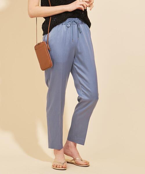 BEAUTY&YOUTH UNITED ARROWS（ビューティーアンドユースユナイテッドアローズ）の「BY サテンドローストパンツ  -ウォッシャブル- ∴ :（その他パンツ・レディース・ブラック/オリーブ/ピンク/コバルトブルー・S/M/L）」の4枚目の写真
